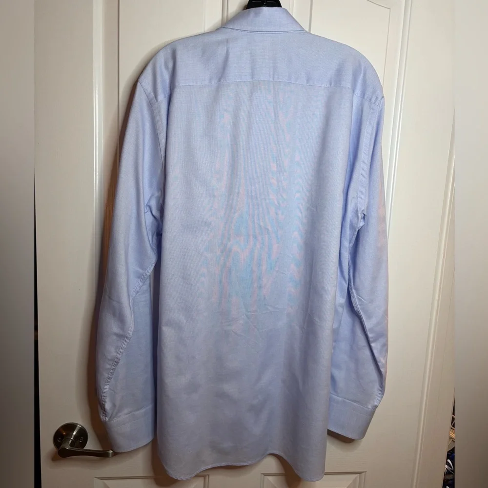 EUC CANALI Men's Light Blue Tiny Checkered Dress Shirt size 44 17.5 - Picture 2 of 10